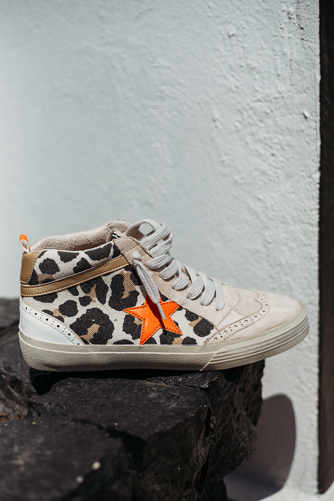 Leopard high fashion sneaker