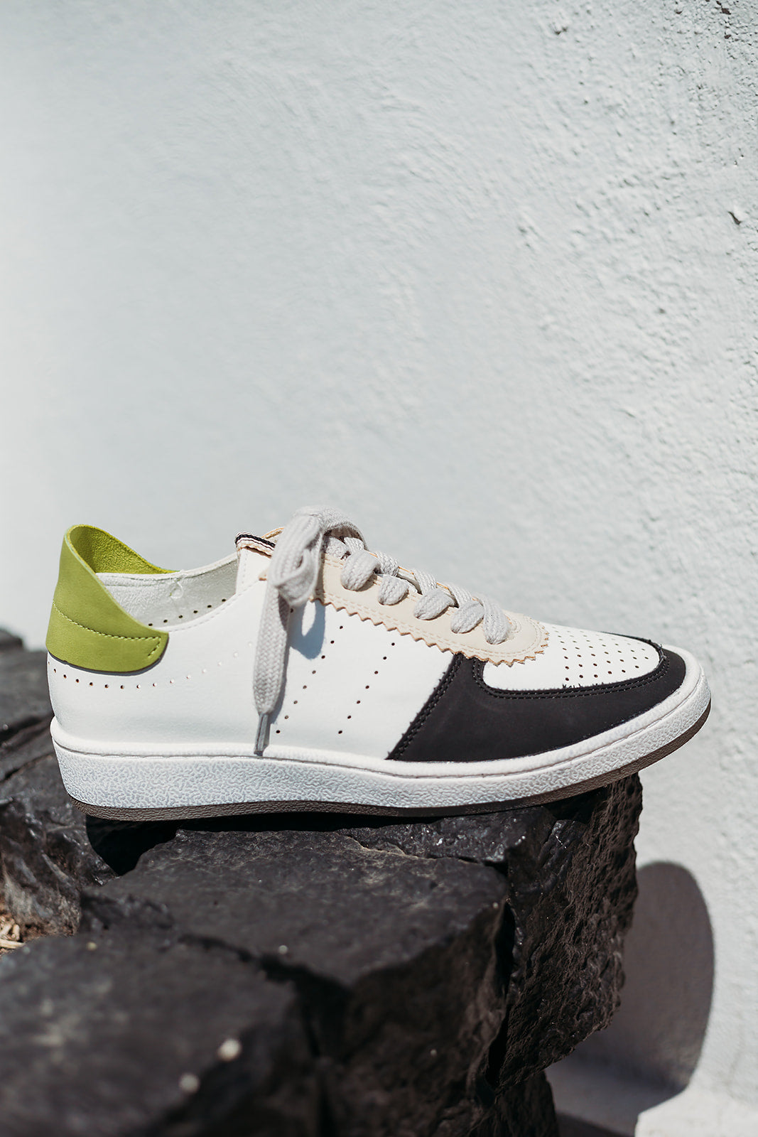 adidas gazelle silver green womens Adidas Grand Court Alpha Sk8 | Men's | Black/White/Carbon