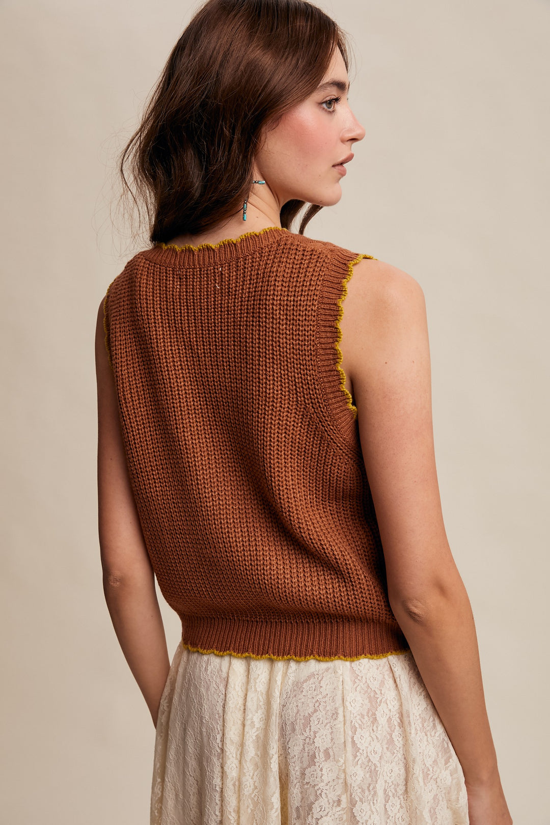 Bow-tie Floral Knit Vest