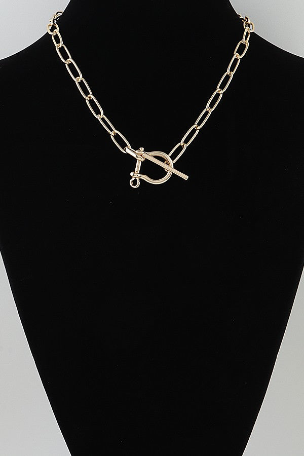 Modern Horseshoe Toggle Chain Necklace