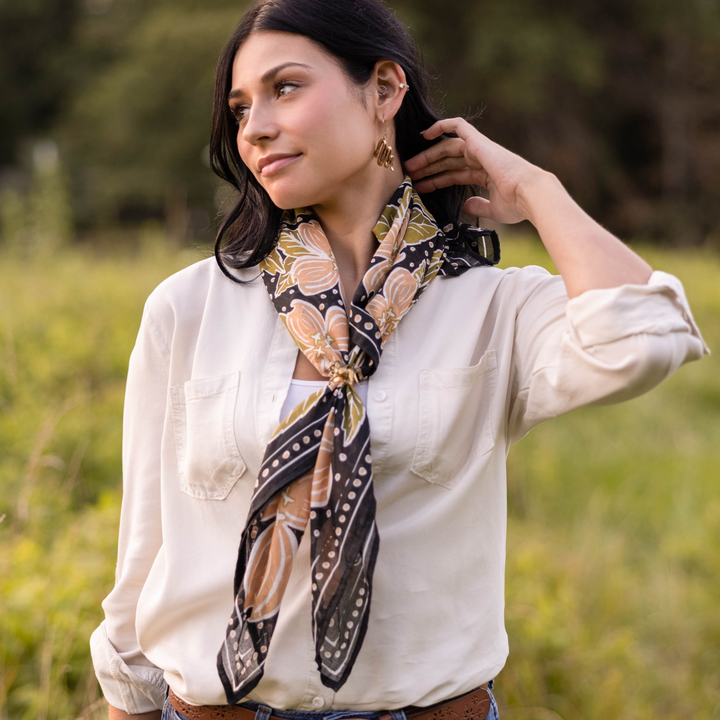 34" Wild Rag Amy Bandana