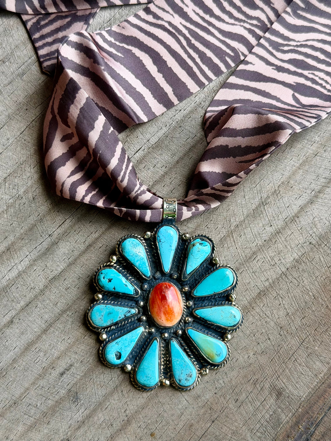 Raton Pendant