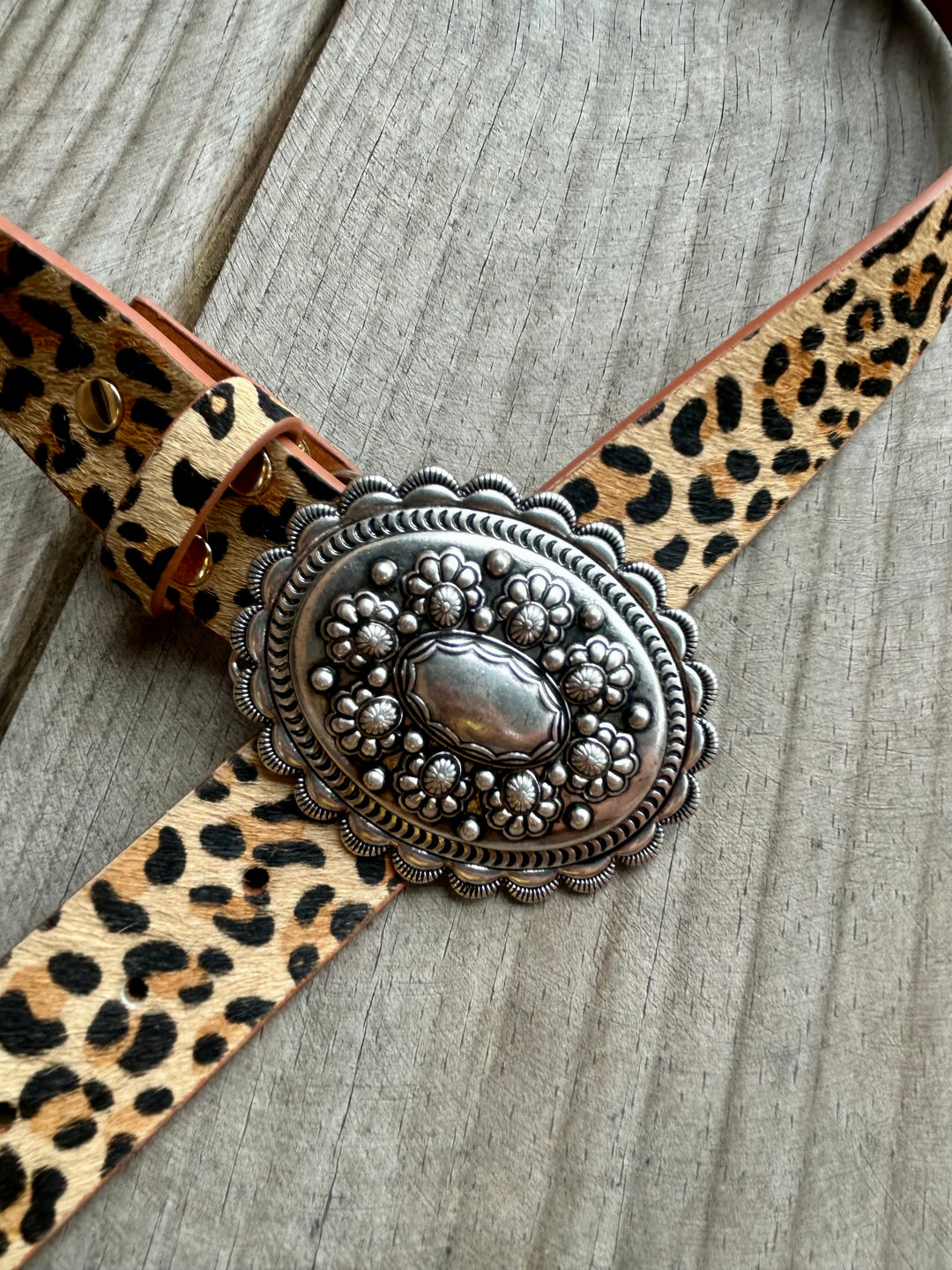 Lorrie Buckle