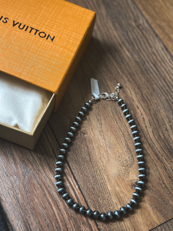 Medium Western Pearl Necklace