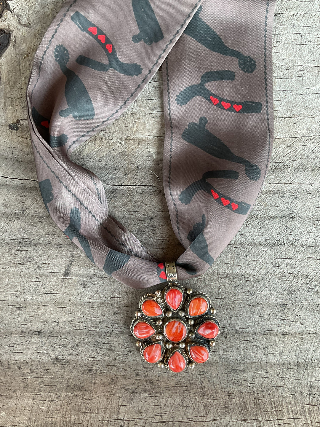 Orovada Pendant