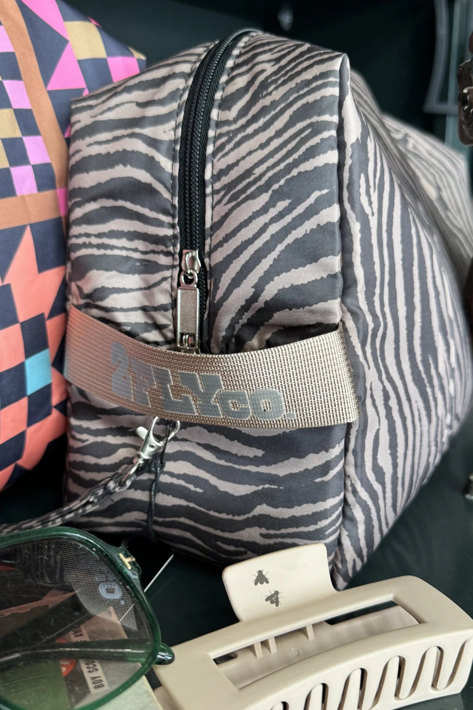 That Traveler Bag-Zebrahhh