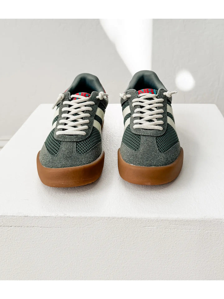 Brita Sneaker