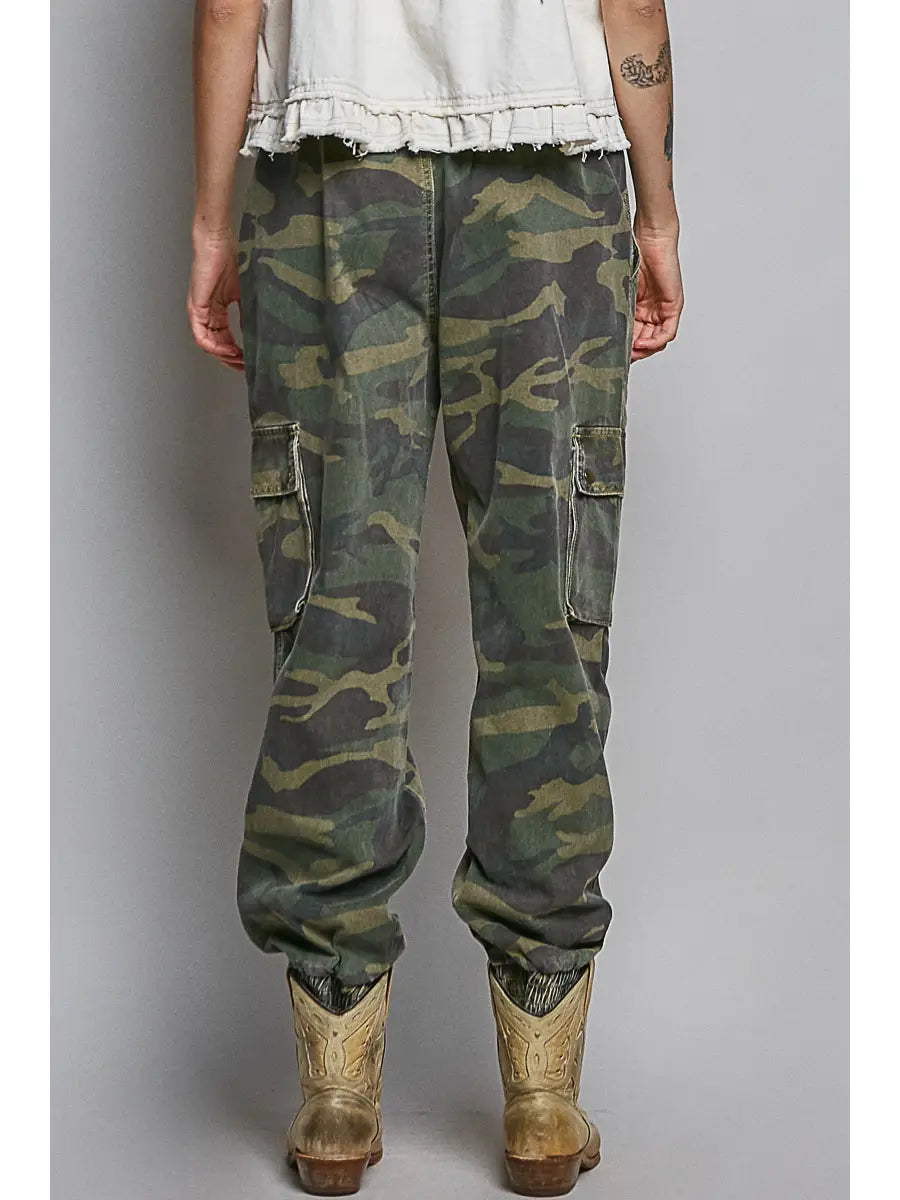 Pocket Detailed Camo Jogger Pant