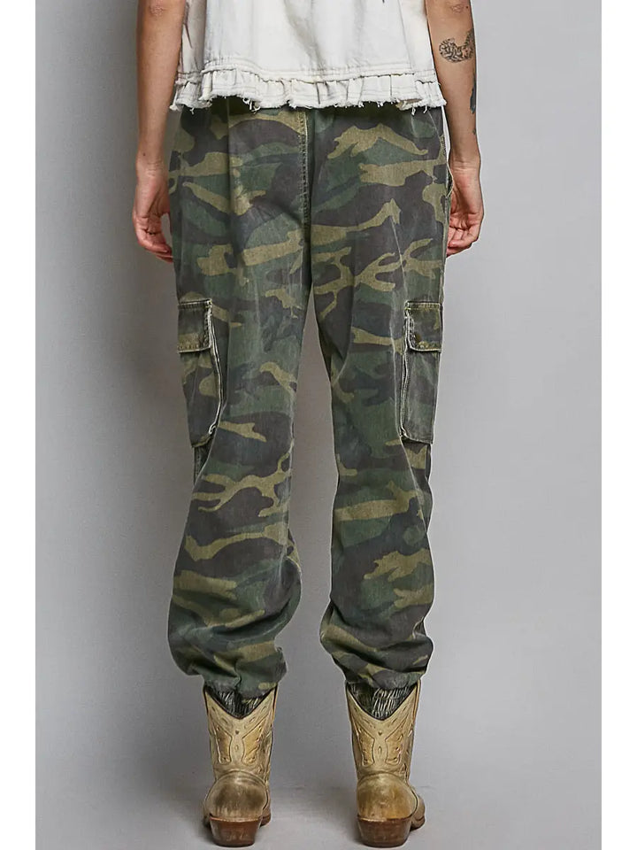 Pocket Detailed Camo Jogger Pant