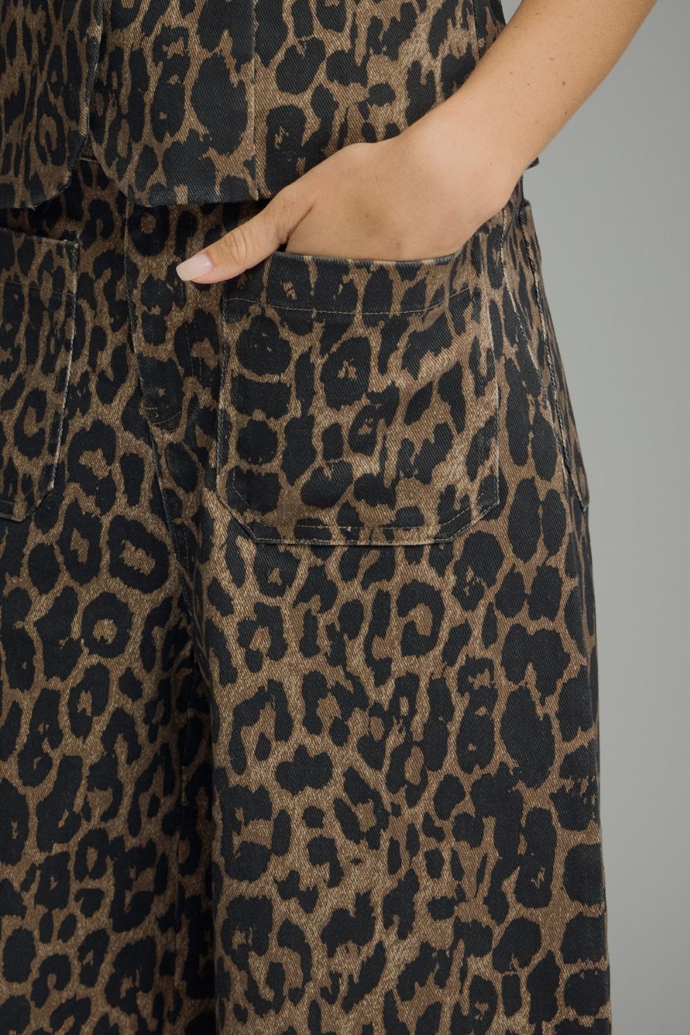 Leopard Print Front Pocket Pants