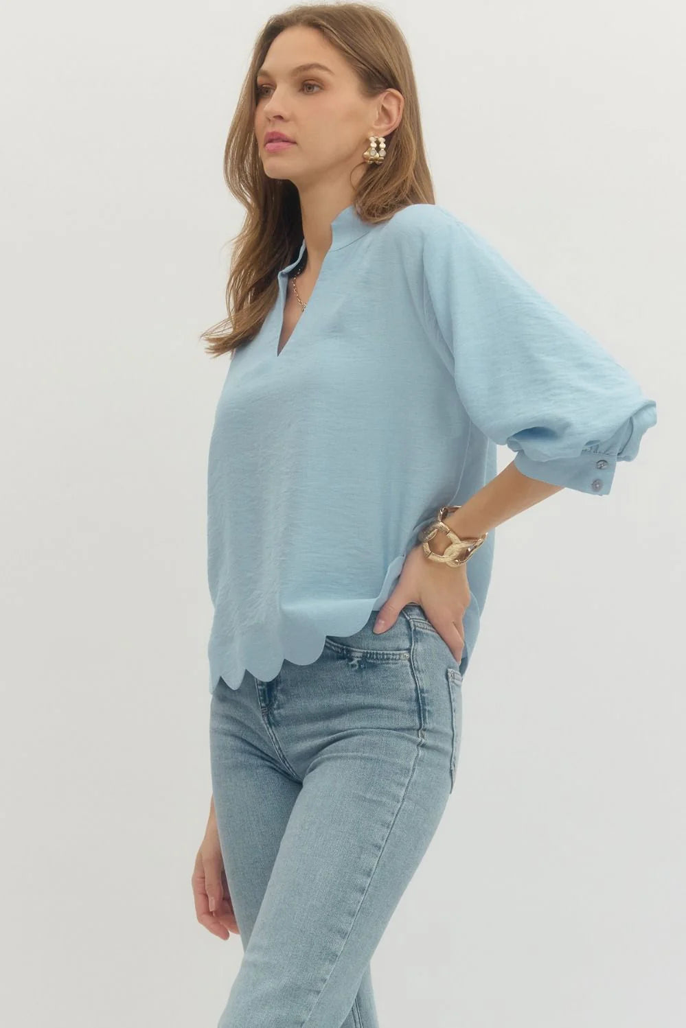 Sky Scallop Hem Top