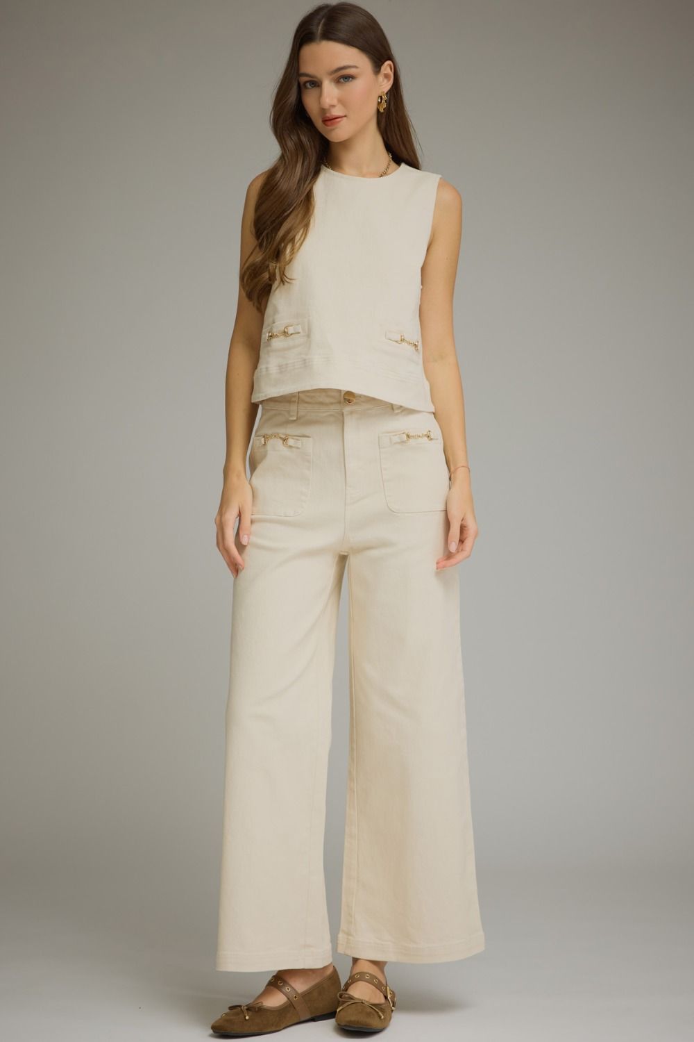 Horse-Bit Sleeveless Top