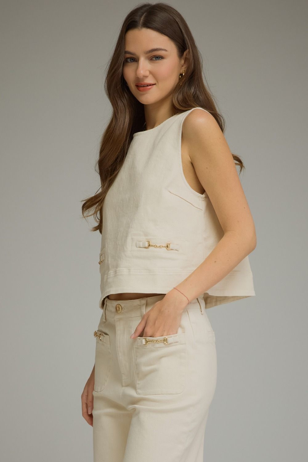 Horse-Bit Sleeveless Top