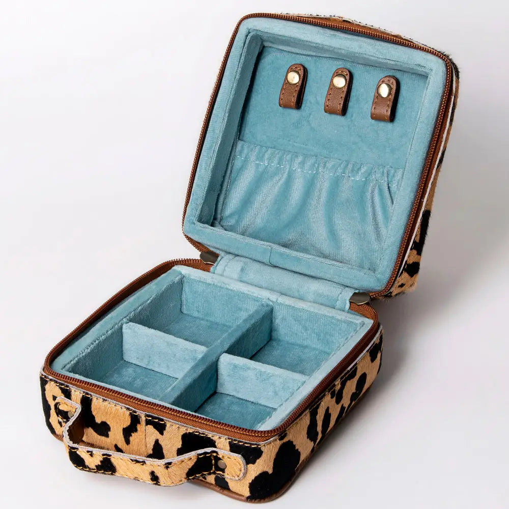 Hadlee Jewelry Case