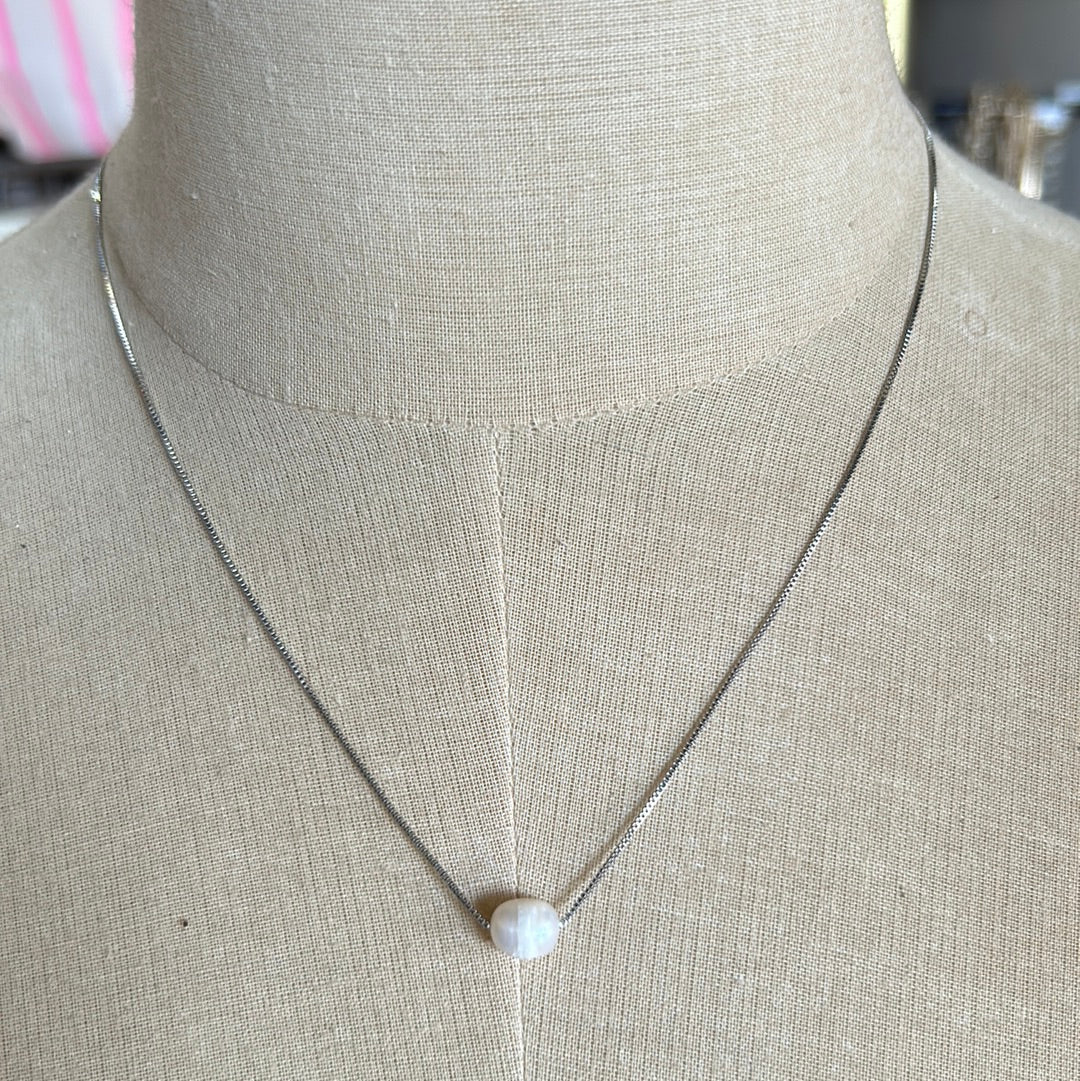 Single Pearl Necklace